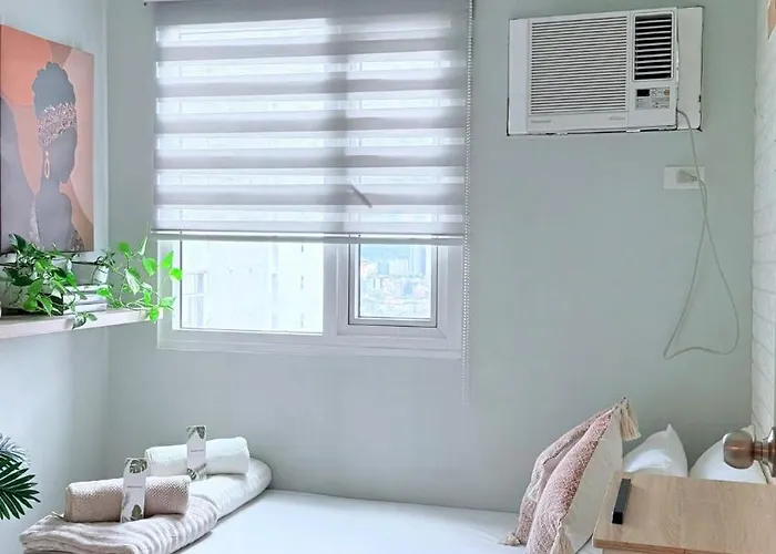 42nd Floor 2br With Amazing Views, Single Beds & 7 Pools Manila