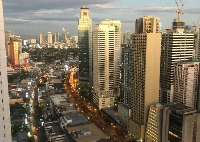 42nd Floor 2br With Amazing Views, Single Beds & 7 Pools